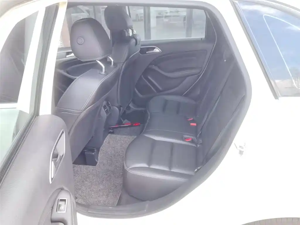 Mercedes-Benz B-Class 2015 — фото 17