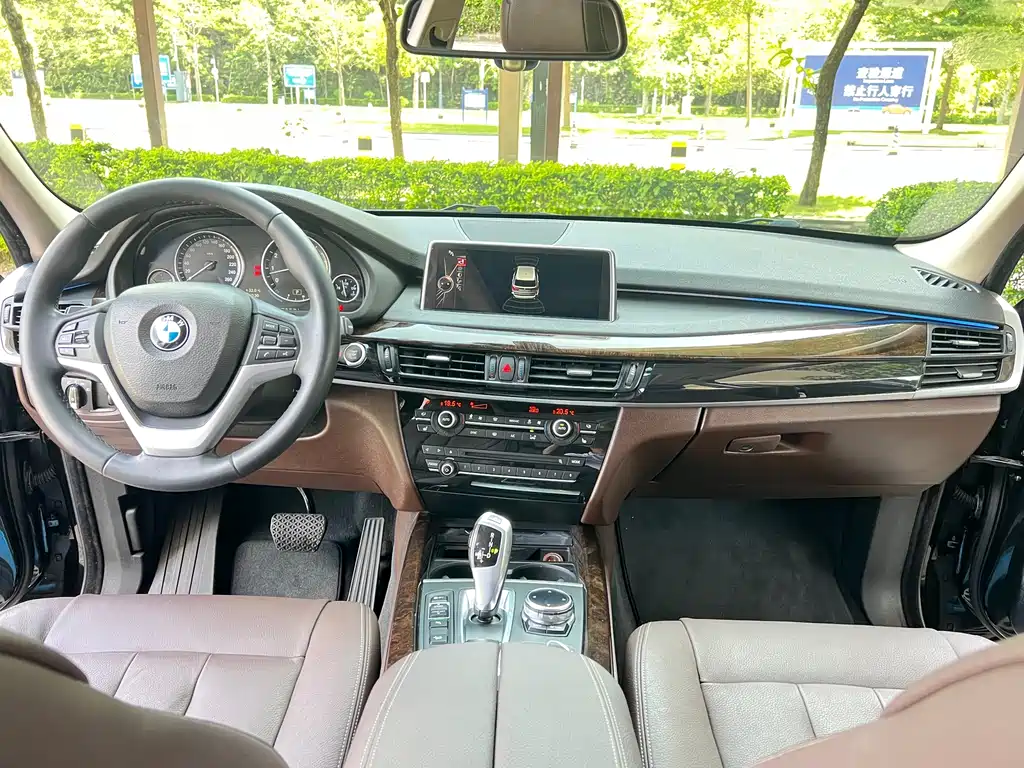BMW X5 2014 — фото 12