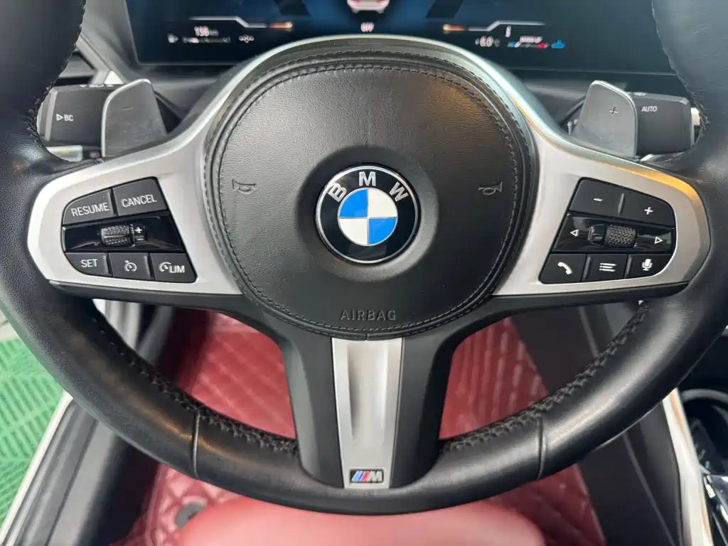 BMW 3 Series 2023 — фото 11