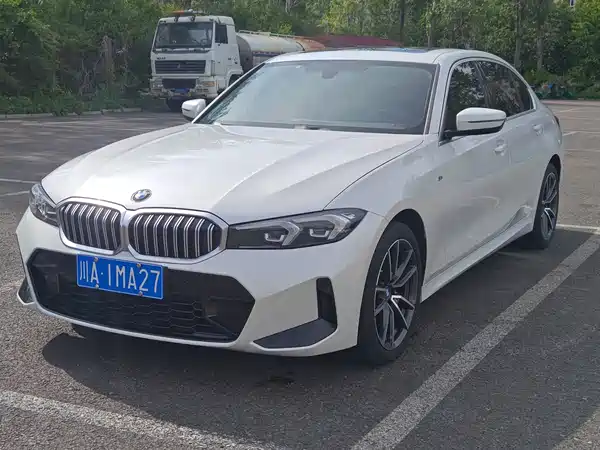 BMW 3 Series 2023