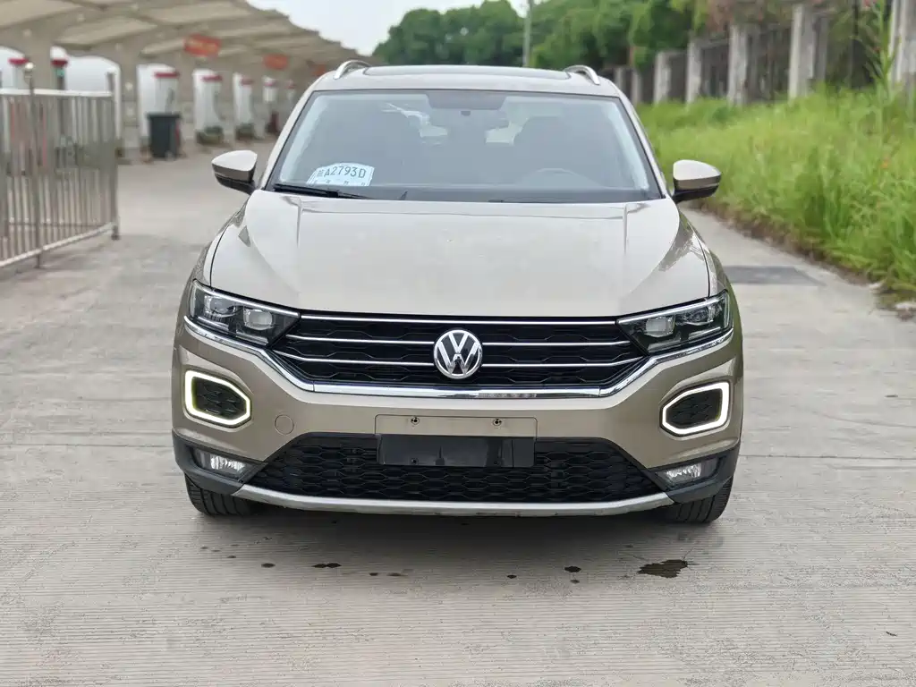 Volkswagen T-Roc 2021 — фото 2