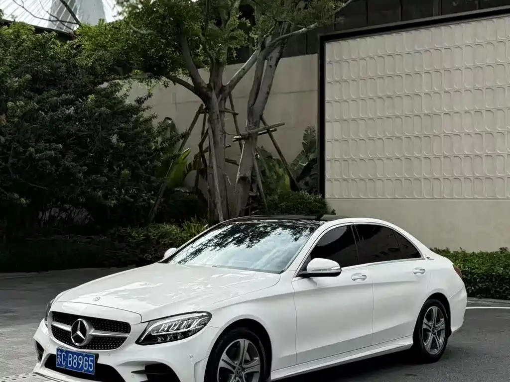 Mercedes-Benz C-Class 2019 — фото 1
