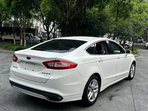 Ford Mondeo 2013
