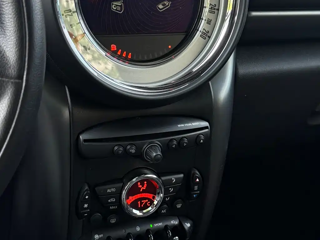 MINI Countryman 2013 — фото 18
