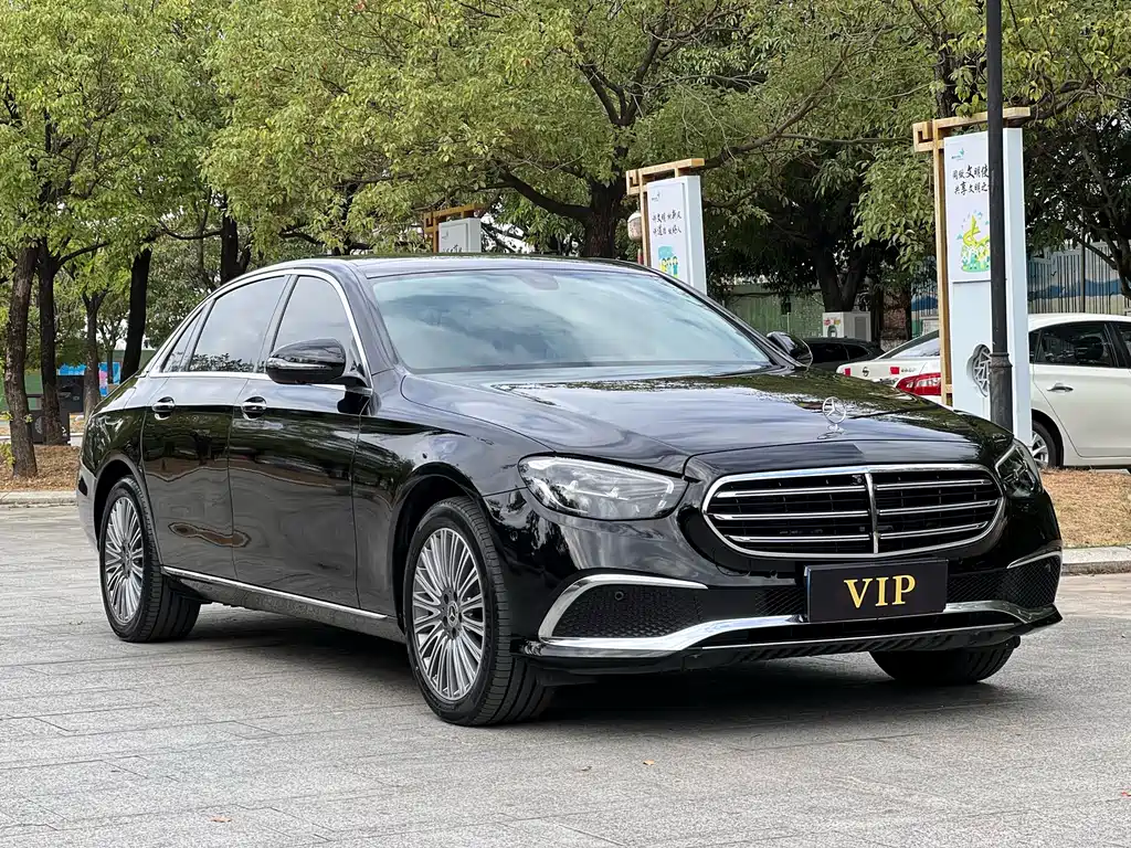 Mercedes-Benz E-Class 2023