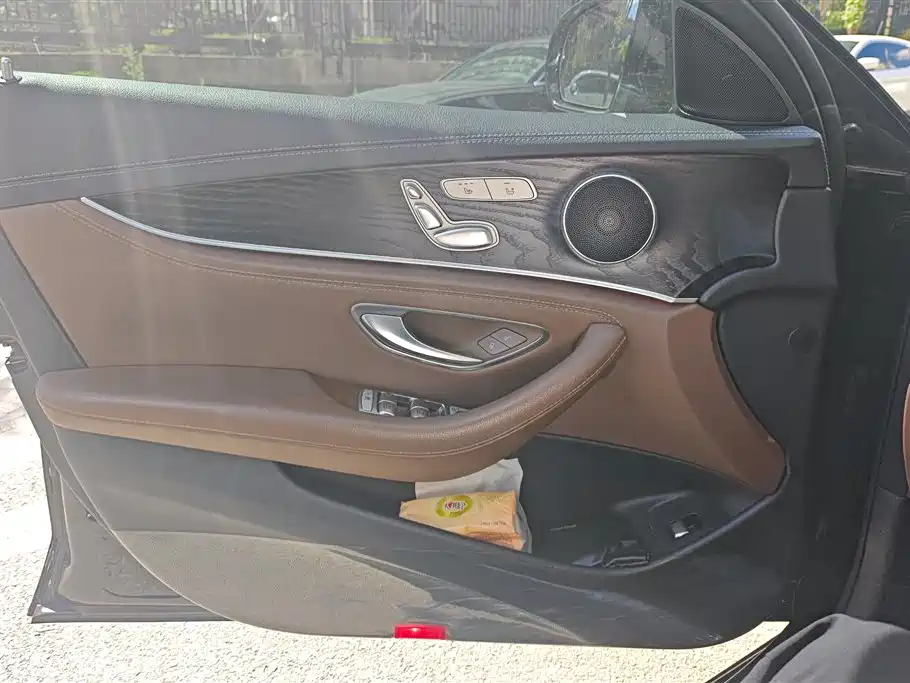 Mercedes-Benz E-Class 2019