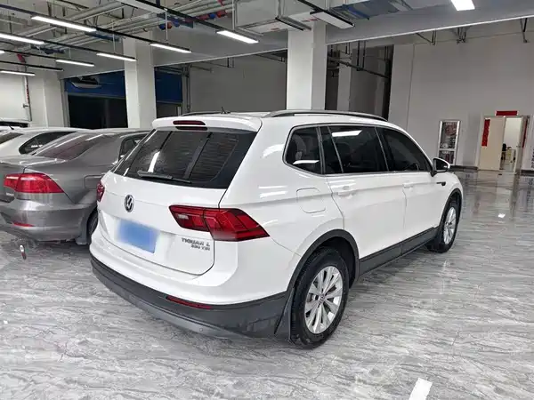 Volkswagen Tiguan L 2018