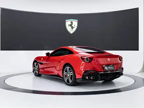 Ferrari Portofino 2021