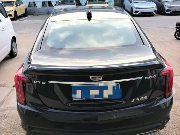 Cadillac CT5 2025