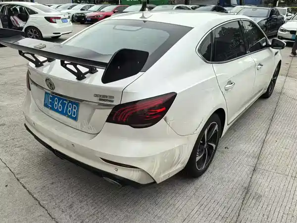 MG MG6 2021