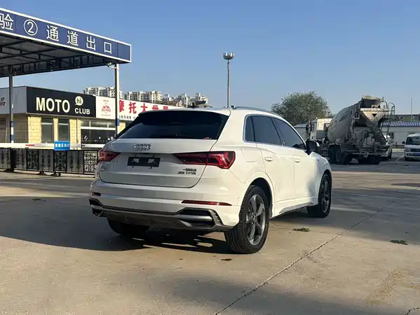 Audi Q3 2023