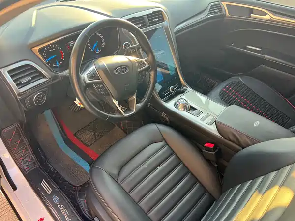 Ford Mondeo 2021