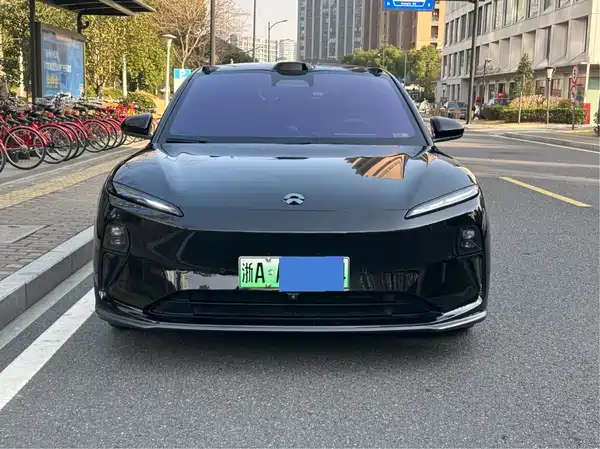 NIO ET5 2022