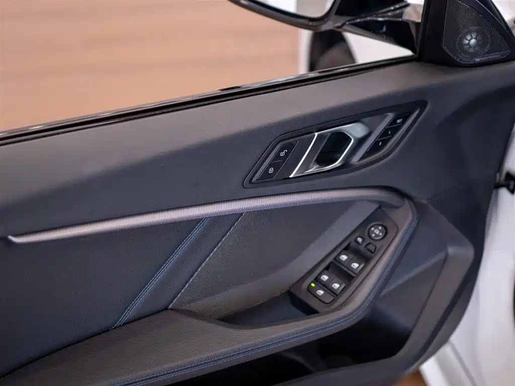 BMW 2 Series 2023 — фото 12