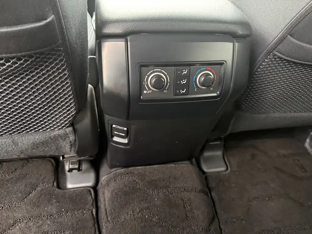 Toyota Prado 2019 — фото 10