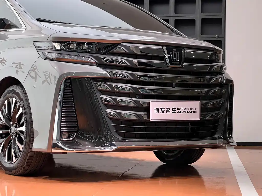 Toyota Vellfire 2025 — фото 4