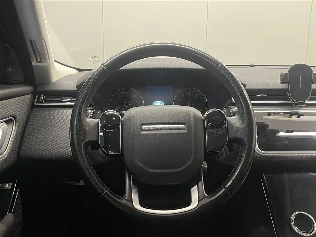 Land Rover Velar 2019 — фото 13