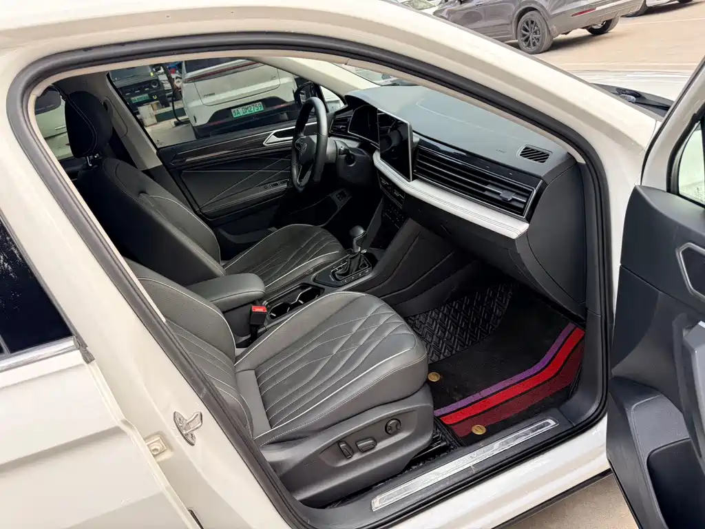 Volkswagen Tiguan L PHEV 2022 — фото 14