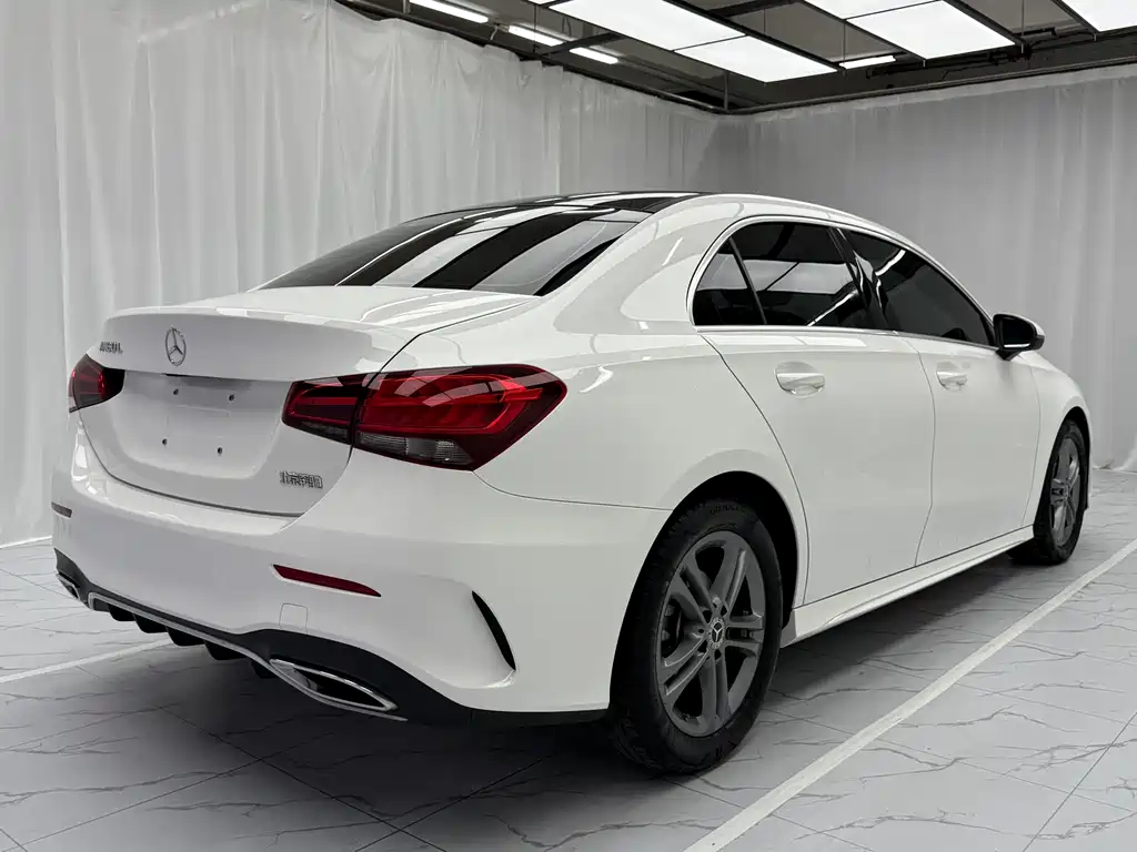 Mercedes-Benz A-Class 2022 — фото 5