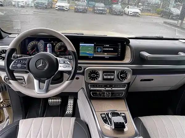 Mercedes-Benz G-Class 2023