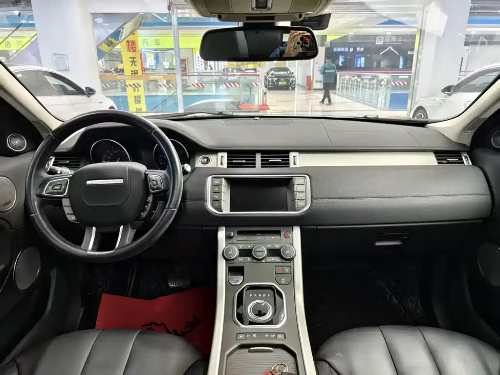 Land Rover Evoque 2014 — фото 9