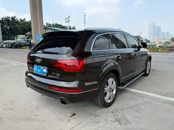 Audi Q7 2012