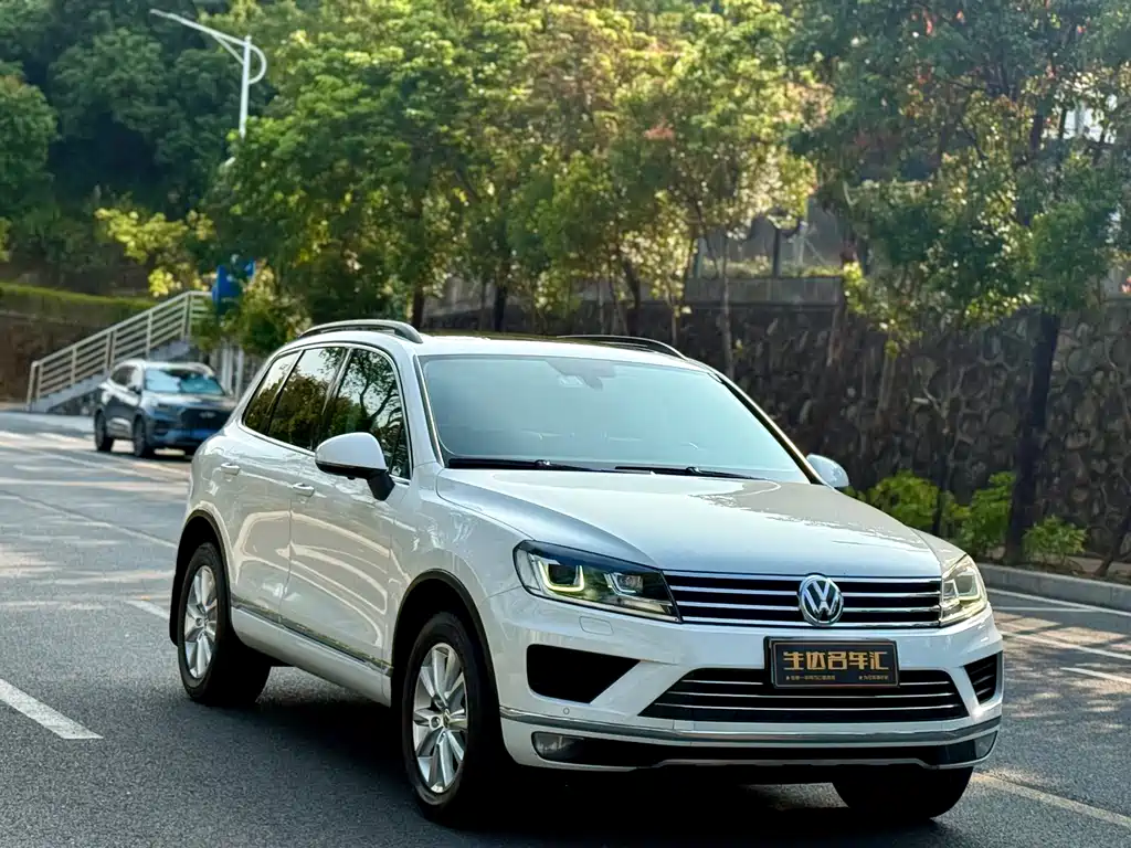 Volkswagen Touareg 2016 — фото 3