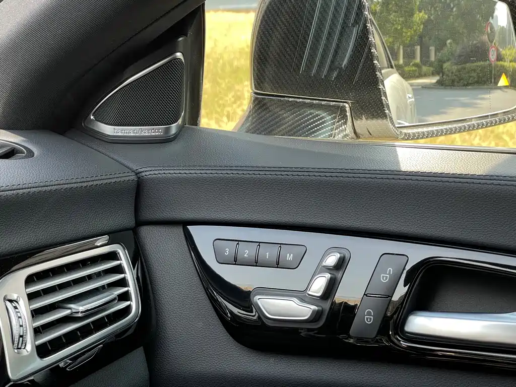 Mercedes-Benz CLS AMG 2015 — фото 23