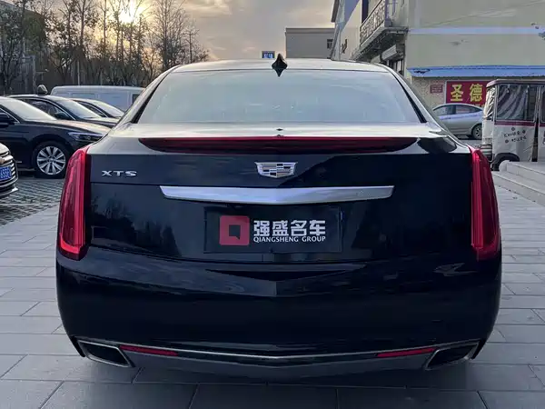 Cadillac XTS 2016