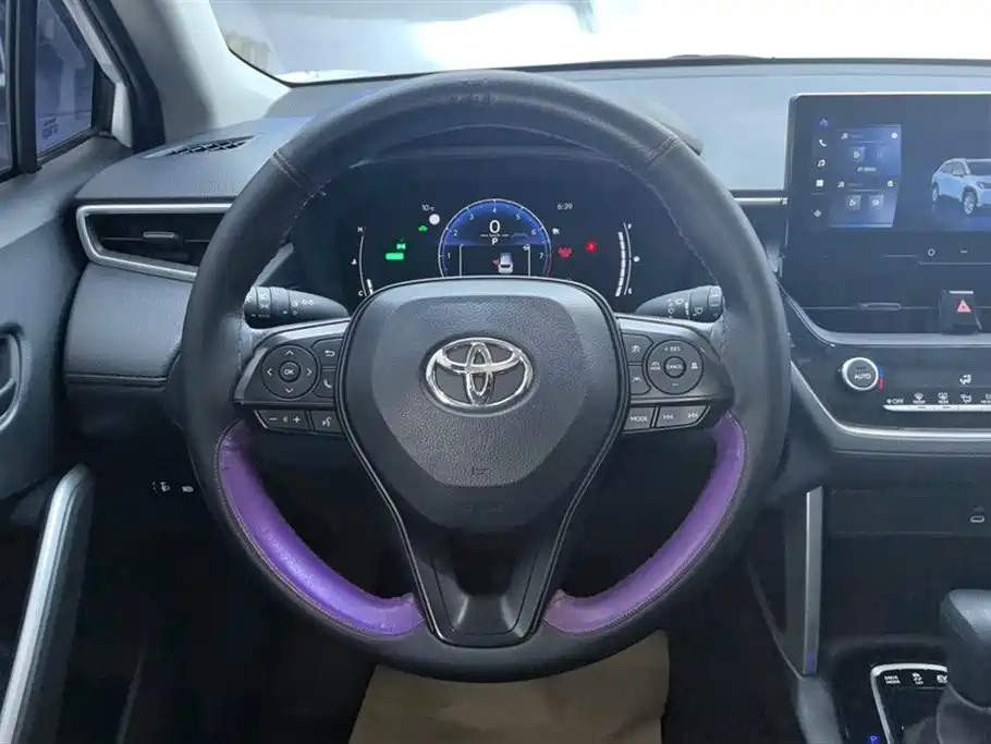 Toyota Corolla Cross 2024 — фото 15