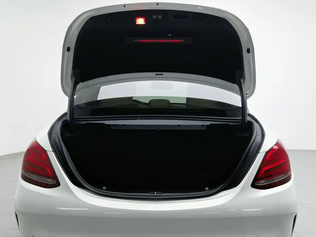 Mercedes-Benz C-Class 2015 — фото 16