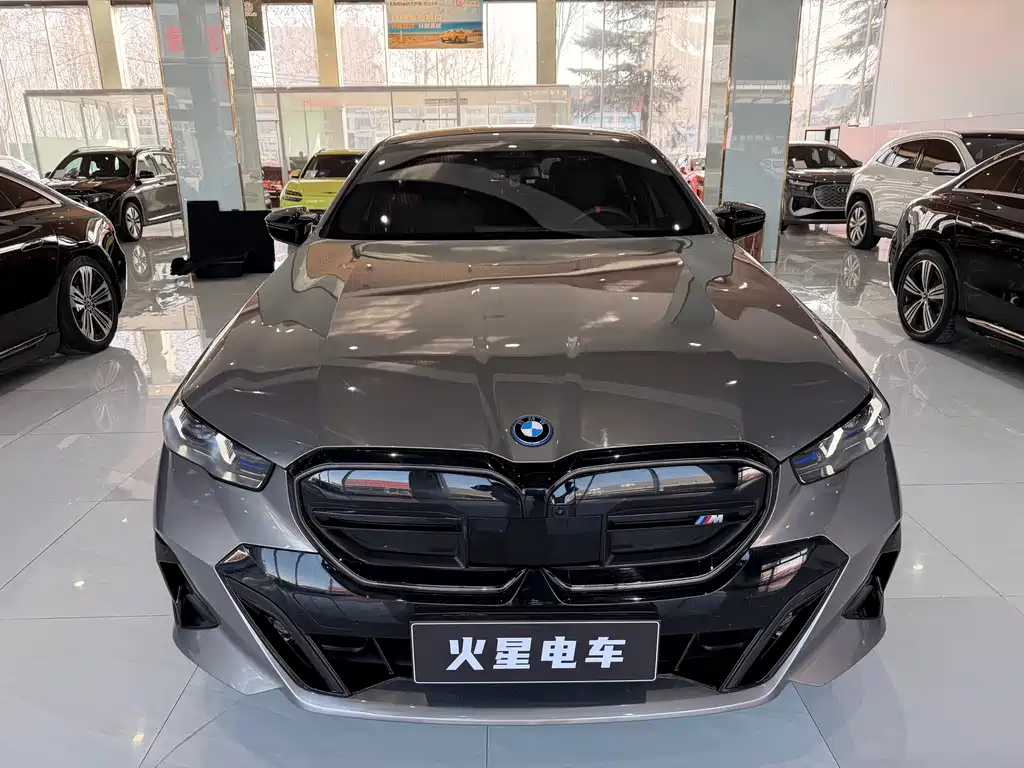 BMW i5 M60 2025 — фото 2
