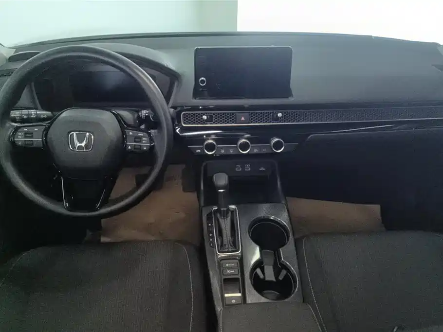 Honda Civic 2024 — фото 12