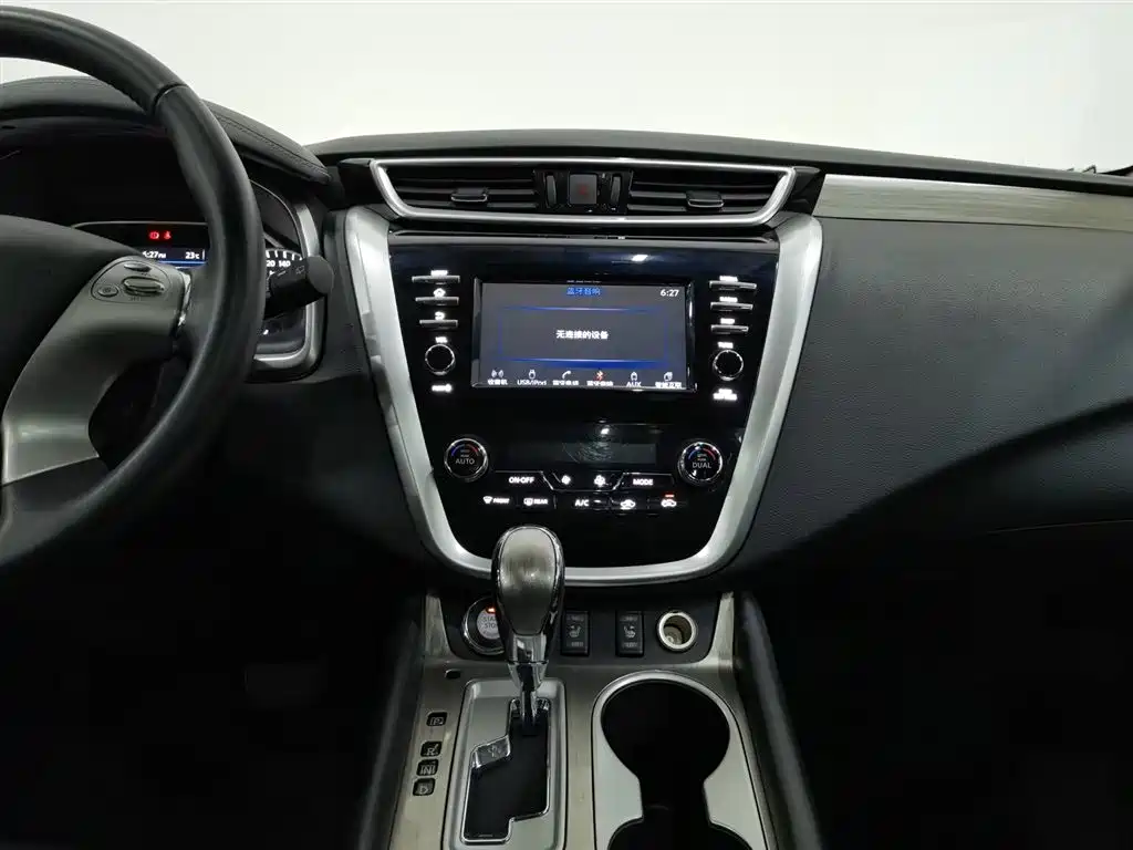 Nissan Murano 2017 — фото 12