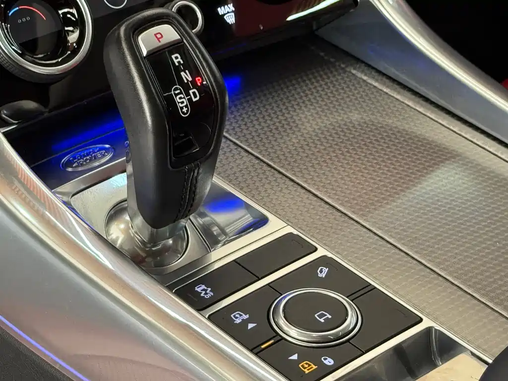 Land Rover Sport 2021 — фото 19