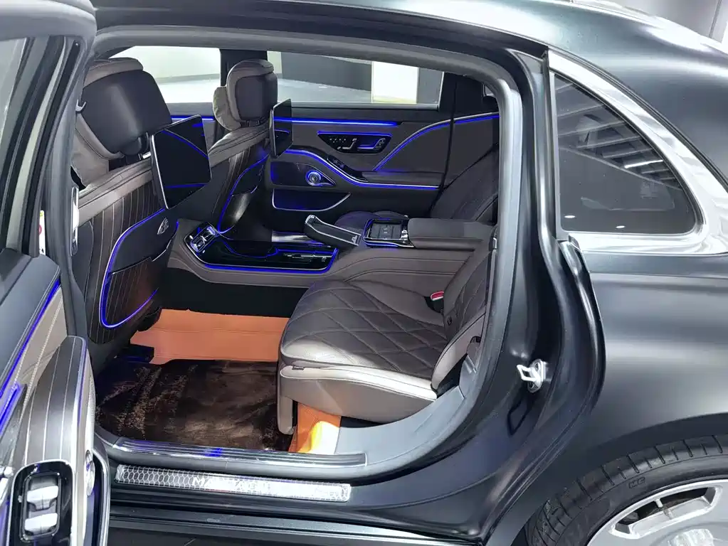 Mercedes-Benz S-Class 2023 — фото 12