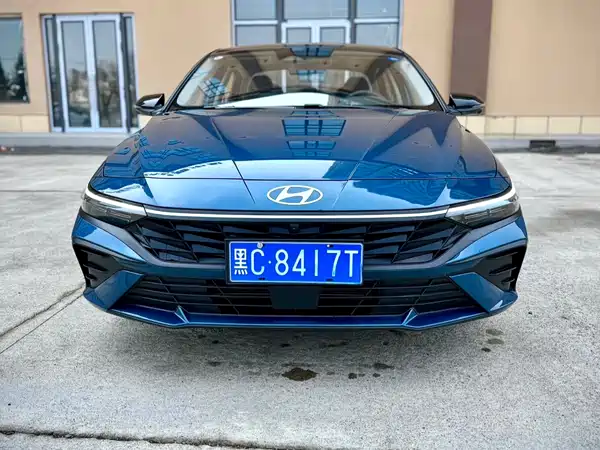 Hyundai Elantra 2023