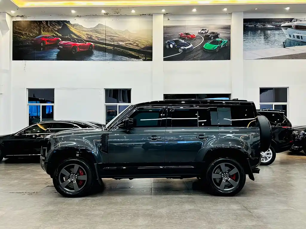 Land Rover Defender 2025 — фото 3