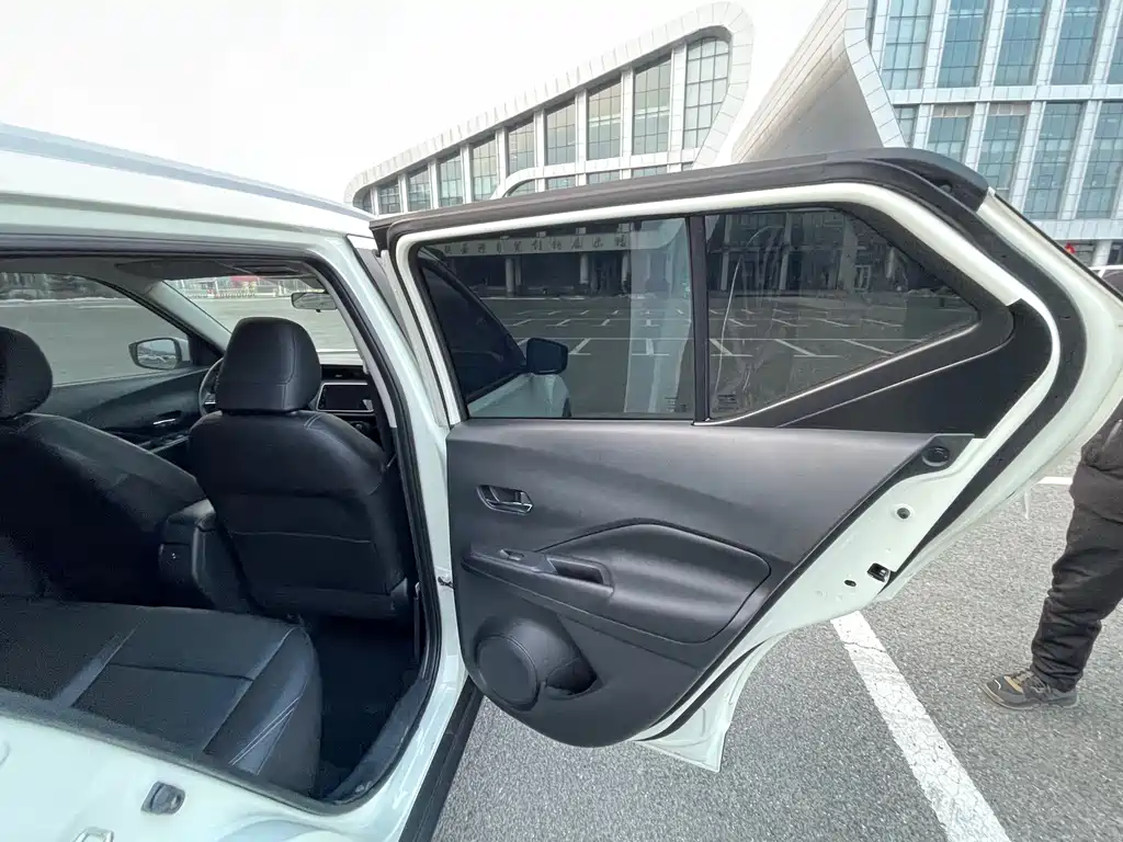 Nissan Kicks 2022 — фото 11