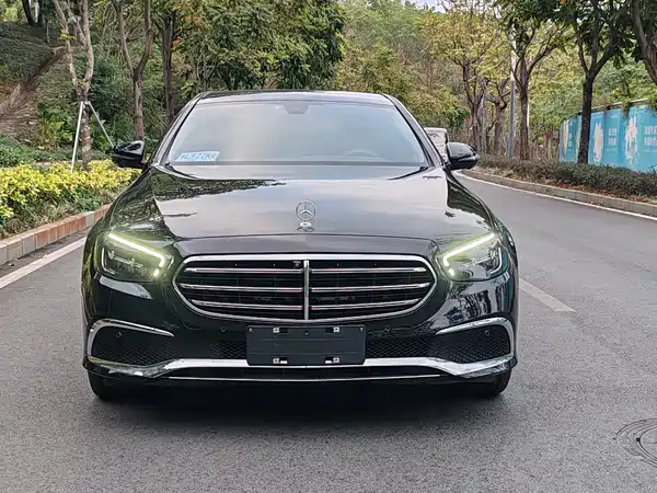 Mercedes-Benz E-Class 2023