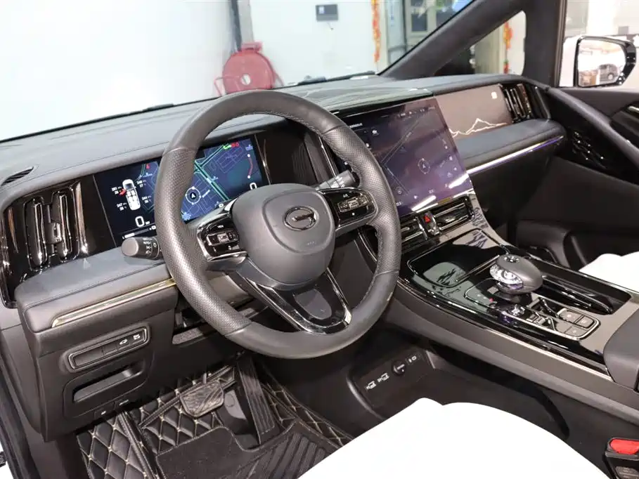 GAC Motor Trumpchi M8 2023 — фото 10