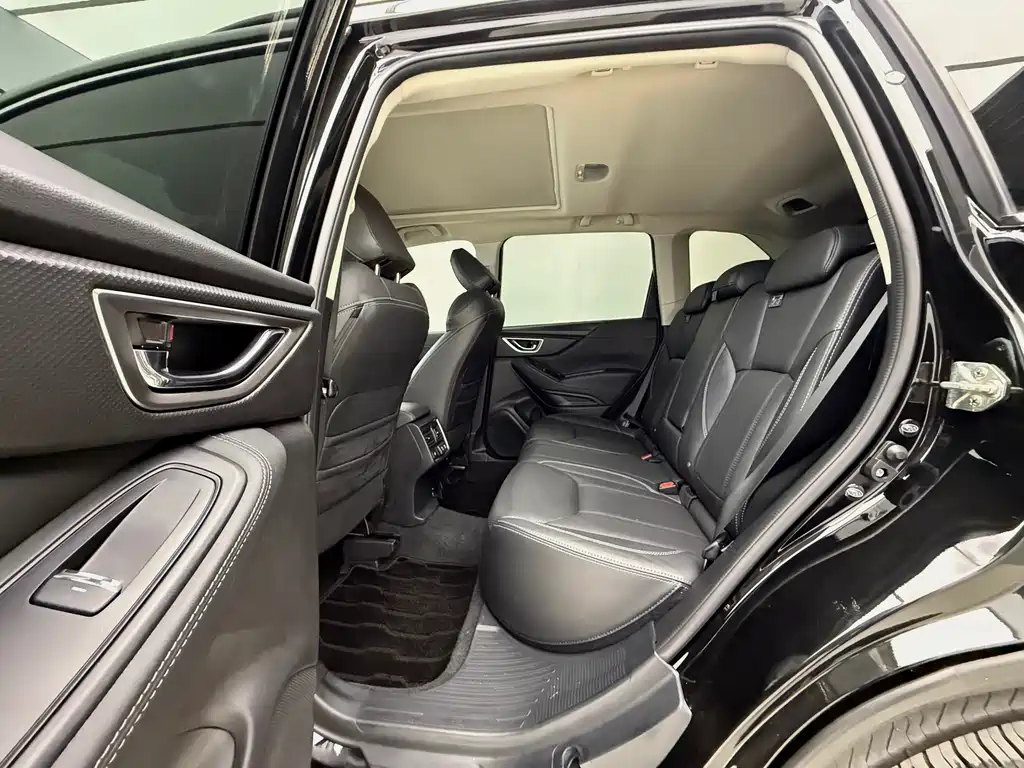Subaru Forester 2021 — фото 13