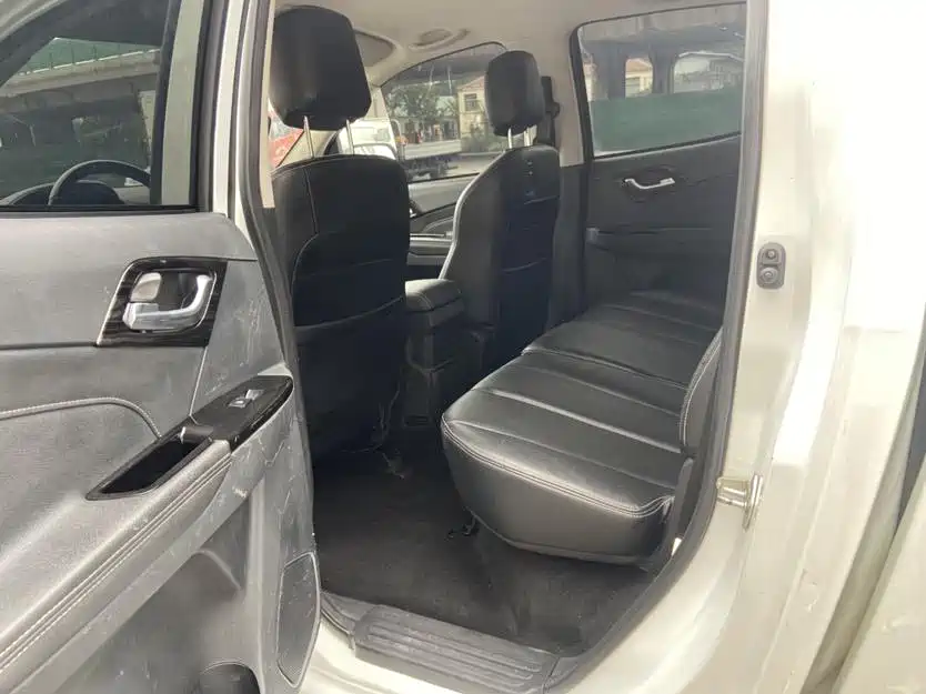 Isuzu Lingtuo 2022 — фото 12