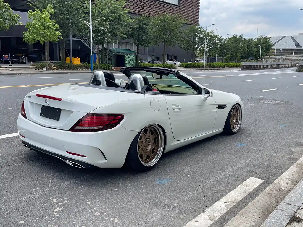 Mercedes-Benz SLC 2018 — фото 11