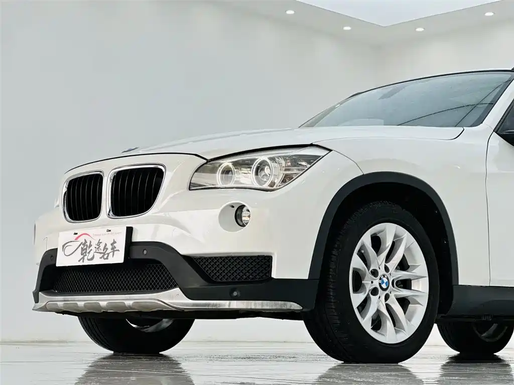 BMW X1 2016 — фото 8