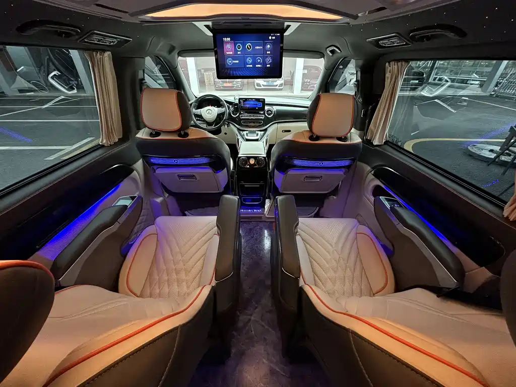 Mercedes-Benz Vito 2023 — фото 12