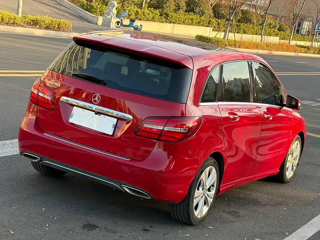 Mercedes-Benz B-Class 2016 — фото 6