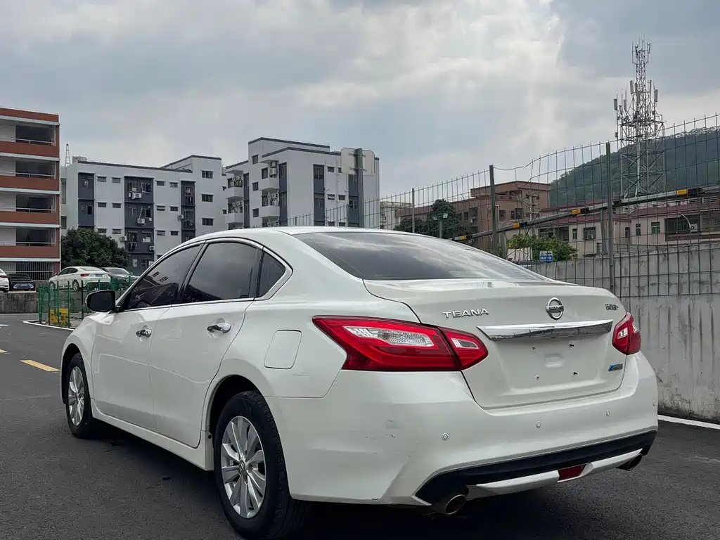 Nissan Teana 2017 — фото 16