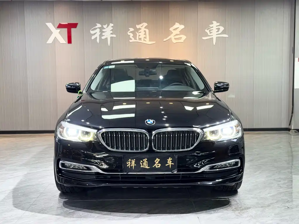 BMW 5 Series 2018 — фото 2
