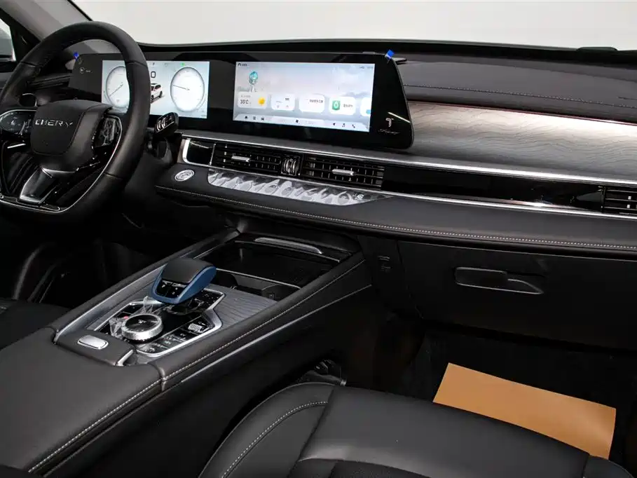 Chery Tiggo 8 PRO NEV 2025 — фото 21
